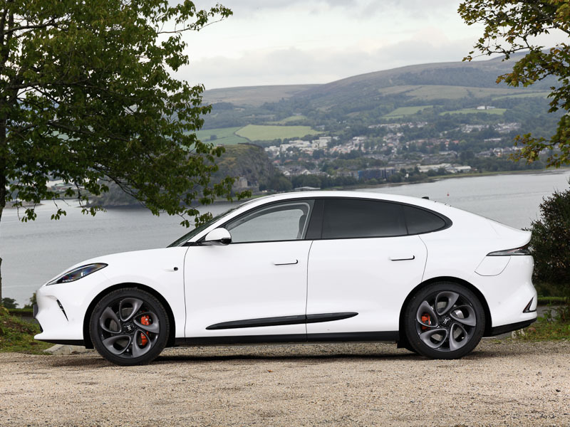 MG IM6 553Kw Performance 100Kwh Awd MGIM62 White #4