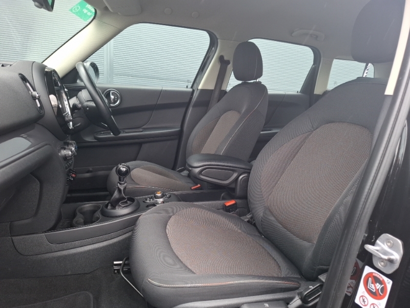 Mini Countryman 1.5 Cooper All4 NA17EAG Black #5