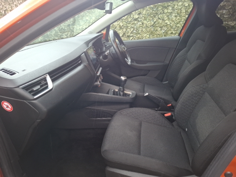 Renault Clio 1.0 Sce 75 Iconic SH20GLV Orange #5