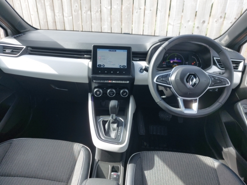 Renault Clio 1.6 E-tech Full Hybrid 145 Techno GV72VGR Silver #3