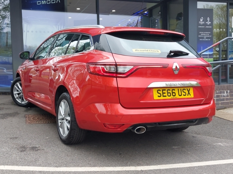 Renault Megane 1.5 Dci Dynamique Nav Red #2