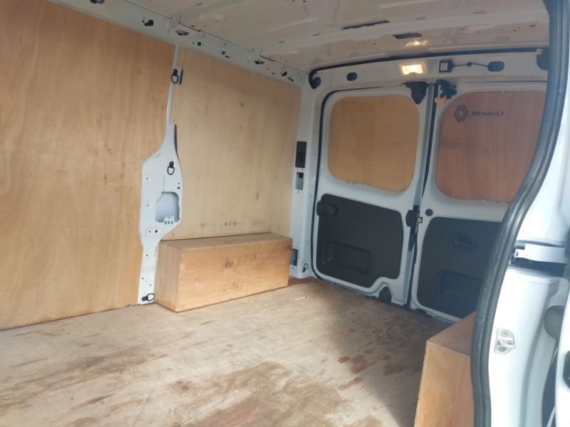 Renault Trafic Sl30 Blue Dci 130 Advance Safety Van SC24UCD White #6