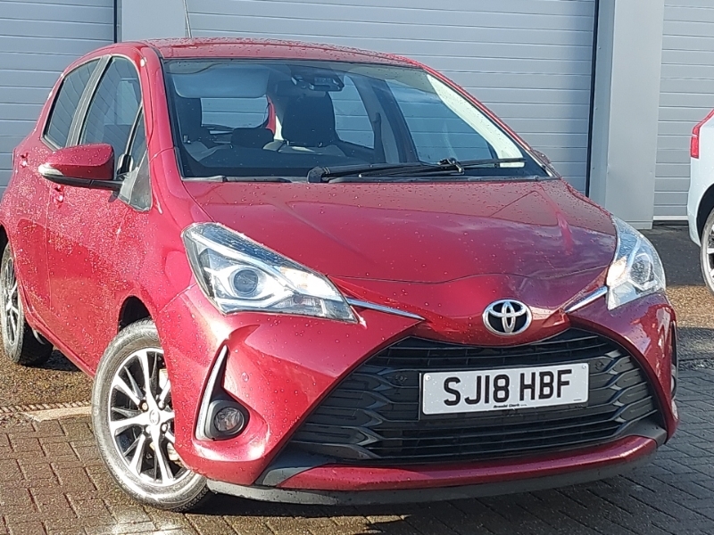 Toyota Yaris 1.5 Vvt-i Icon Tech Red