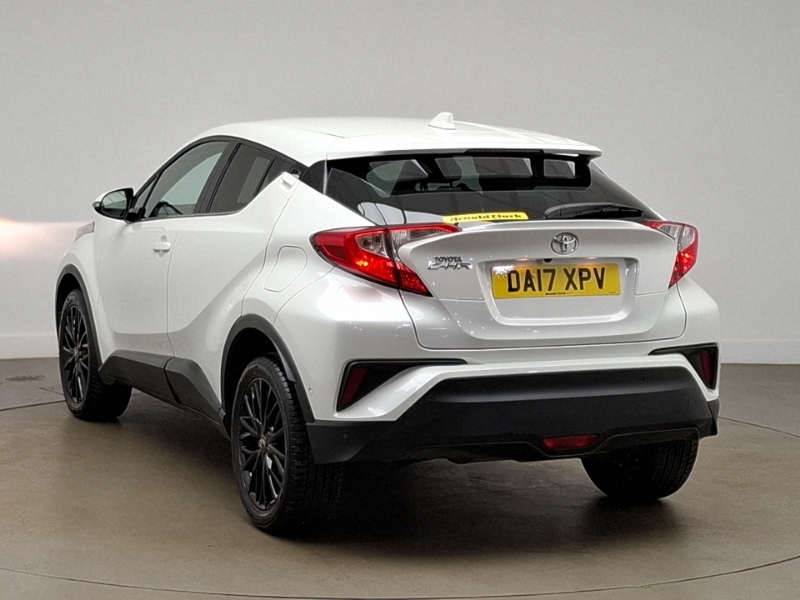 Toyota C-Hr 1.2T Excel DA17XPV White #2