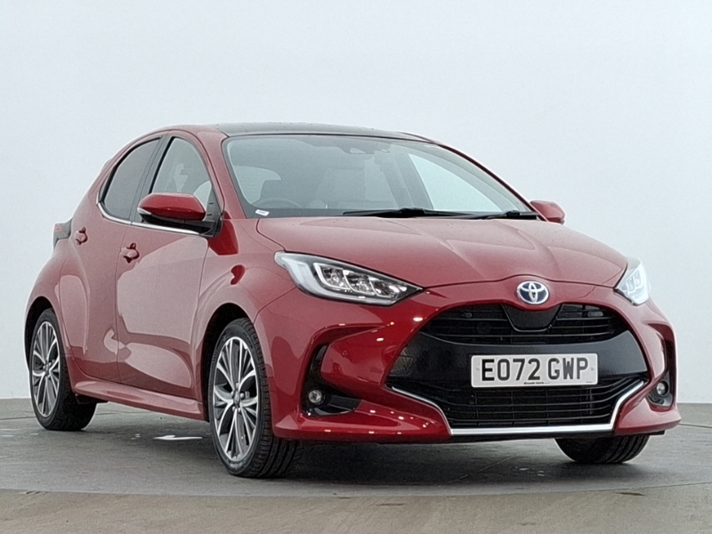 Toyota Yaris 1.5 Hybrid Excel Cvt Panoramic Roof Red