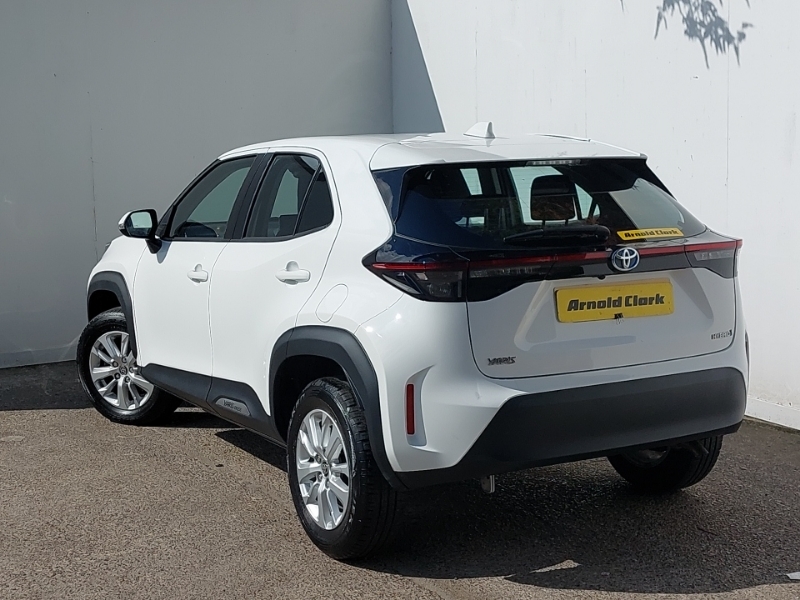 Toyota Yaris Cross 1.5 Hybrid Icon Cvt DE23CUW White #2