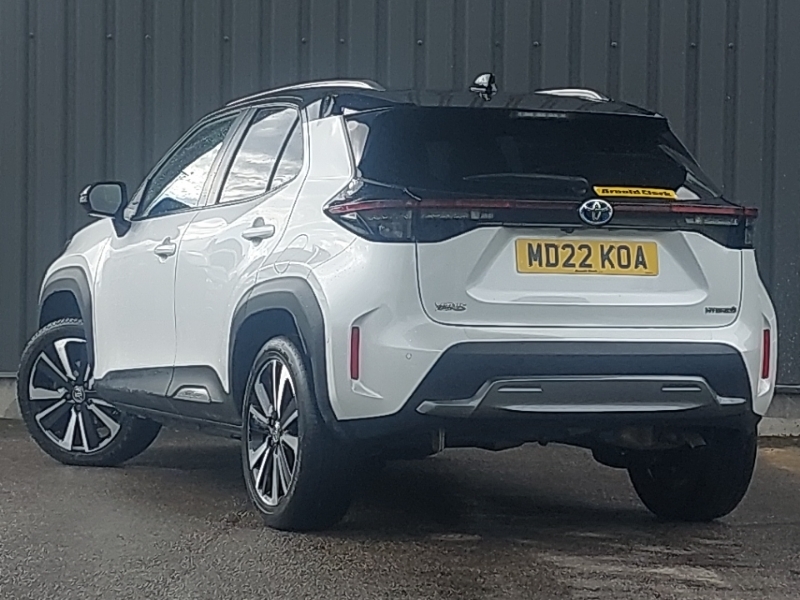 Toyota Yaris Cross 1.5 Hybrid Premiere Edition Cvt MD22KOA White #2