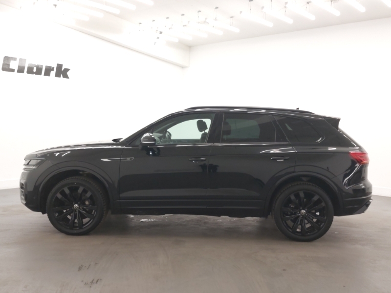 Volkswagen Touareg 3.0 V6 Tdi 4Motion Black Edition Tip DF23OMW Black #4