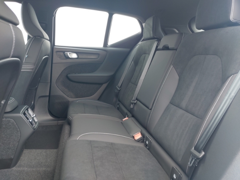 Volvo XC40 2.0 B3p Plus Dark White #6