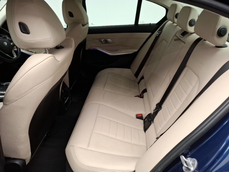BMW 3 Series 320I Sport Step LR21XSJ Blue #6