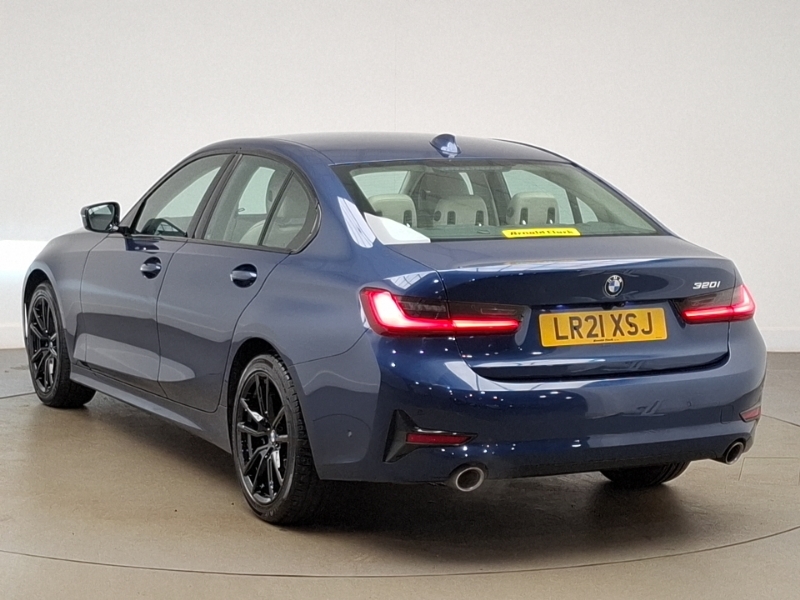 BMW 3 Series 320I Sport Step LR21XSJ Blue #2