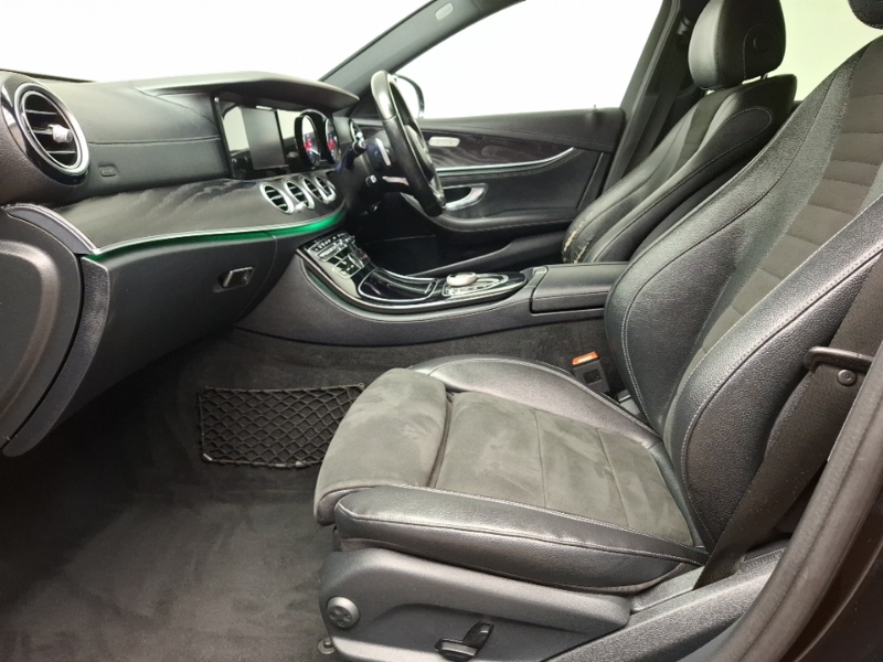 Mercedes-Benz E Class E220d Amg Line 9G-tronic KP17TWD Black #5