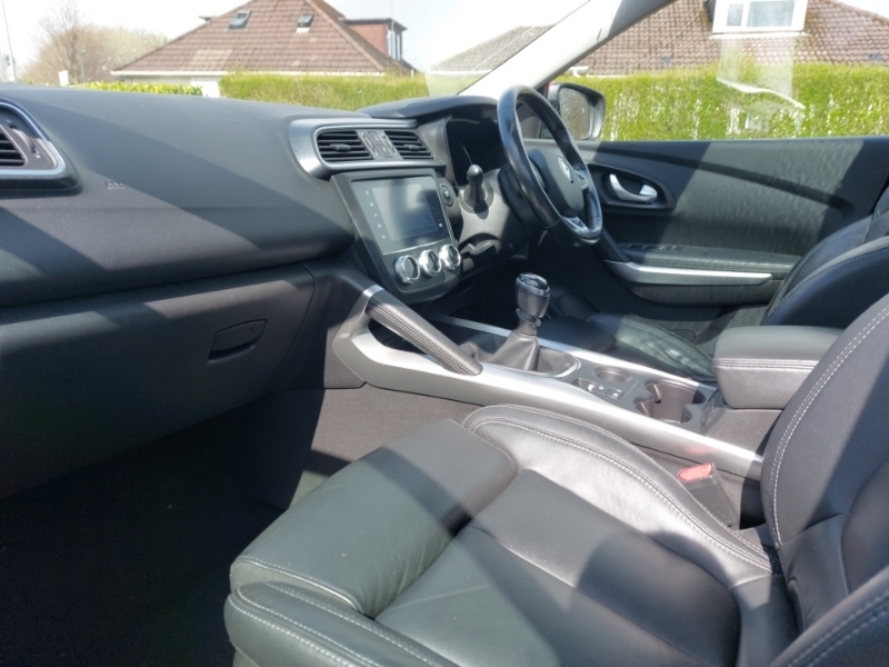 Renault Kadjar 1.5 Blue Dci Gt Line LY69EFF Red #5