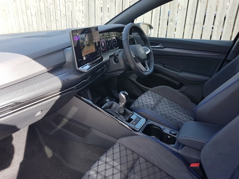 Volkswagen Golf 1.5 Tsi 150 Black Edition Black #5