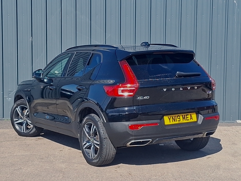 Volvo XC40 1.5 T3 163 R Design YN19MEA Black #2