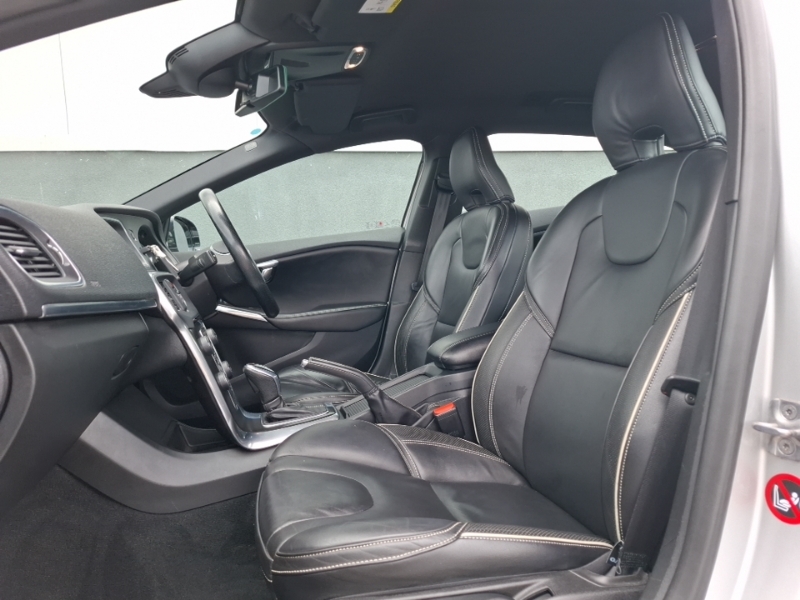 Volvo V40 D4 190 R Design Lux Nav Geartronic Silver #5