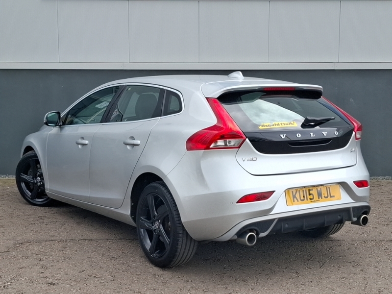 Volvo V40 D4 190 R Design Lux Nav Geartronic Silver #2