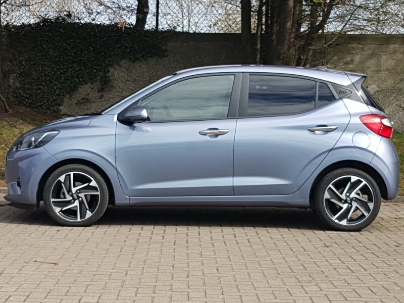 Hyundai I10 1.0 63 Premium Nav EF25OBK Blue #4