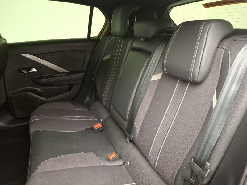 Vauxhall Astra 1.2 Turbo 130 Gs NA23DCU Yellow #6