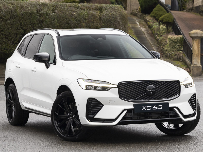 Volvo XC60 2.0 B5p Plus Black Edition Awd Geartronic White