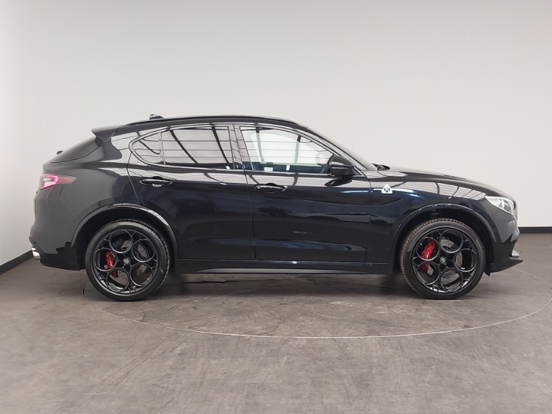 Alfa Romeo Stelvio 2.9 V6 Biturbo 510 Quadrifoglio Acc Black #3