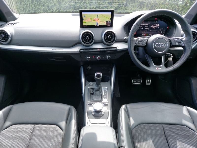 Audi Q2 35 Tfsi S Line S Tronic YT73FFY Grey #3
