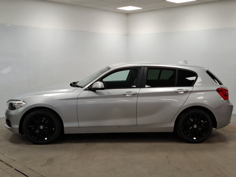 BMW 1 Series 120D Sport Navservotronic Step YB18FGA Silver #4