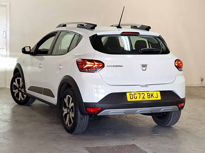 Dacia Sandero Stepway 1.0 Tce Prestige DG72BKJ White #2