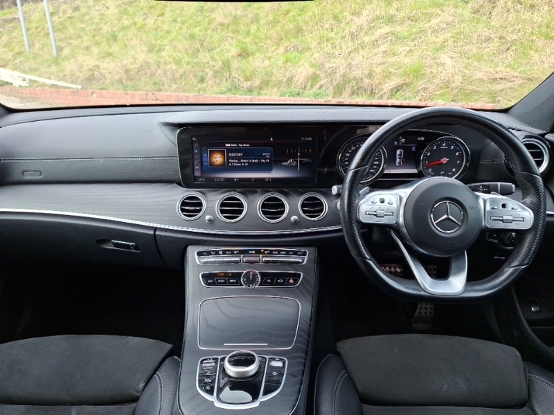 Mercedes-Benz E Class E 200 Amg Line 9G-tronic WG19HSJ White #3