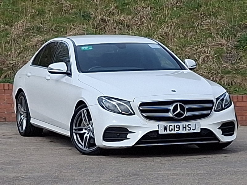 Mercedes-Benz E Class E 200 Amg Line 9G-tronic White