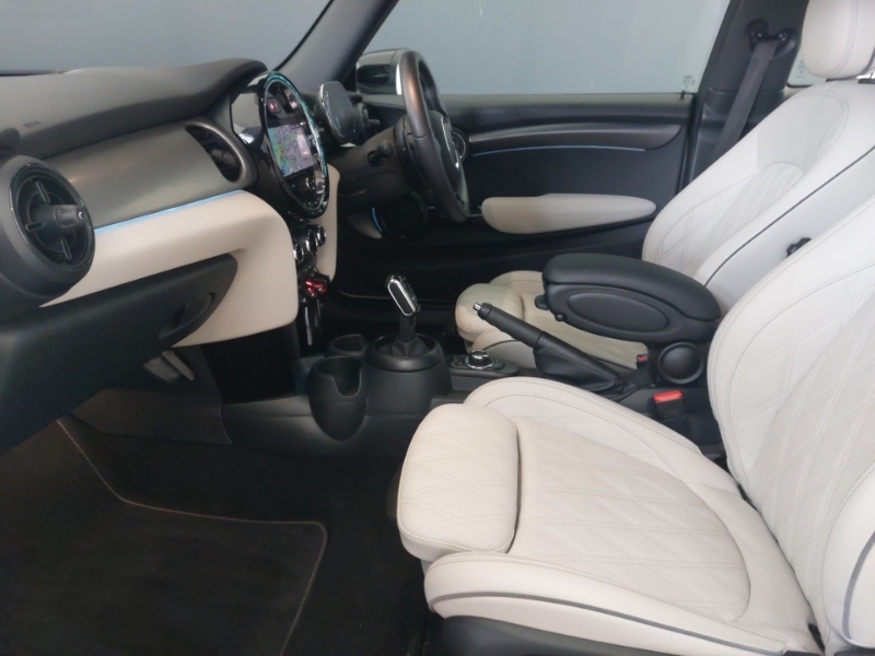 Mini Hatch 2.0 Cooper S Exclusive Premium Plus PK23BLV White #5