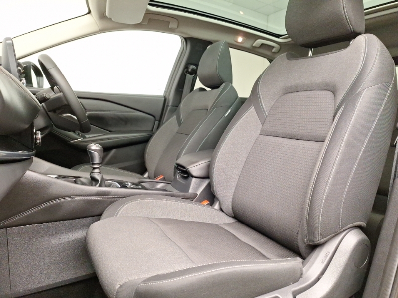 Nissan Qashqai 1.3 Dig-t Mh Premiere Edition MC71NHX Black #5