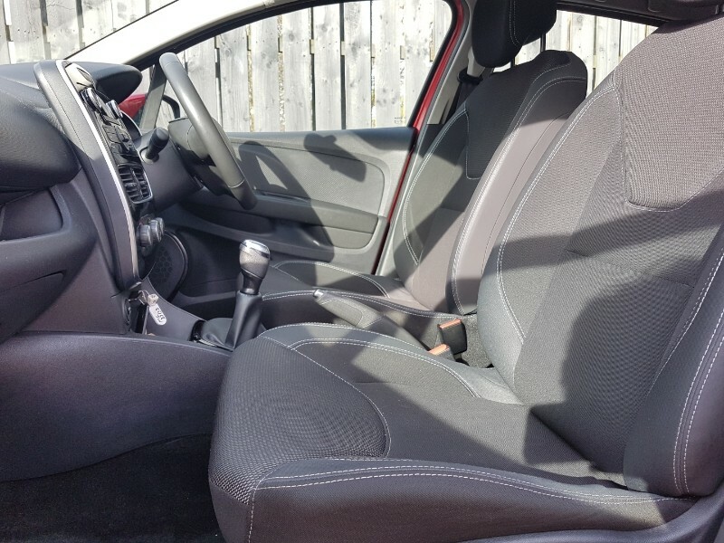 Renault Clio 0.9 Tce 75 Play SD68JLV Red #5