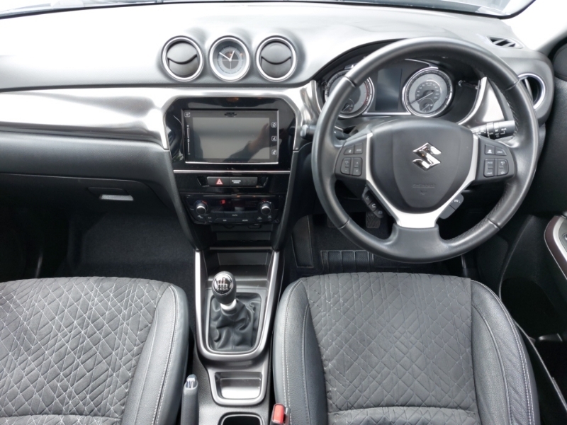 Suzuki Vitara 1.4 Boosterjet 48V Hybrid Sz5 Grey #3