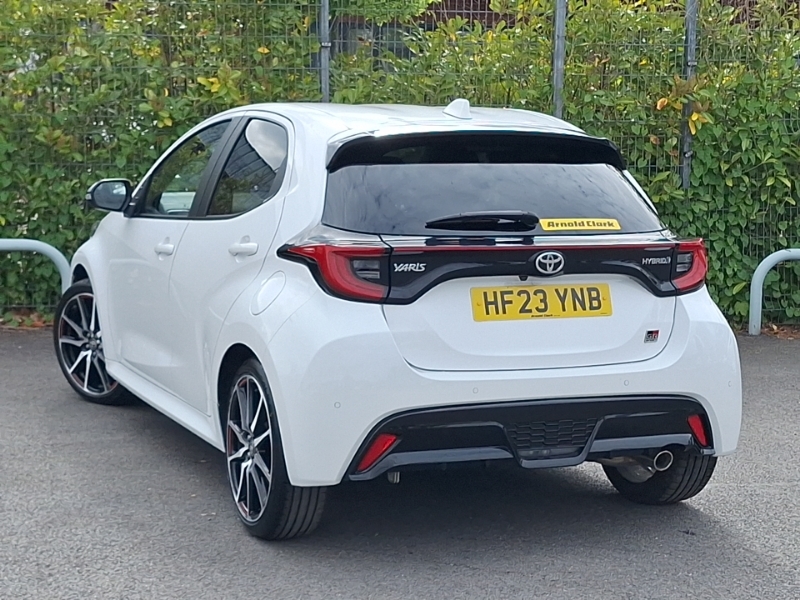 Toyota Yaris 1.5 Hybrid Gr Sport Cvt City Pack HF23YNB White #2
