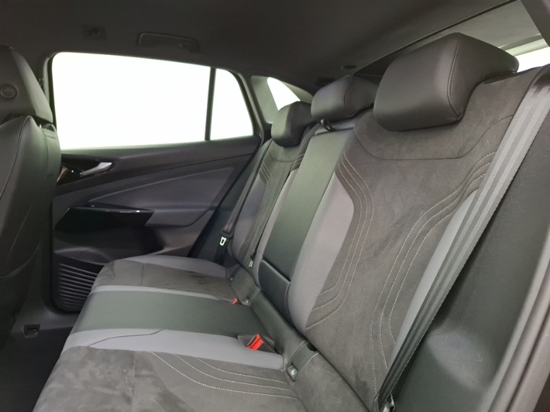 Volkswagen ID.4 125Kw Style Pure Performance 52Kwh Grey #6