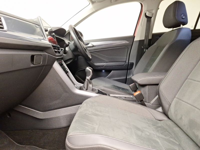 Volkswagen T-Roc 1.5 Tsi Style PF72OKG Red #5