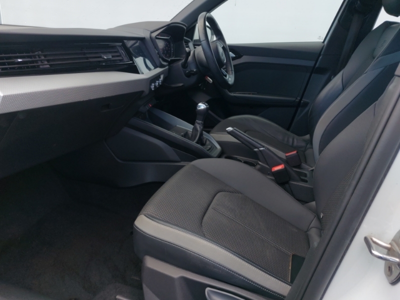 Audi A1 25 Tfsi S Line YX69YVR White #5