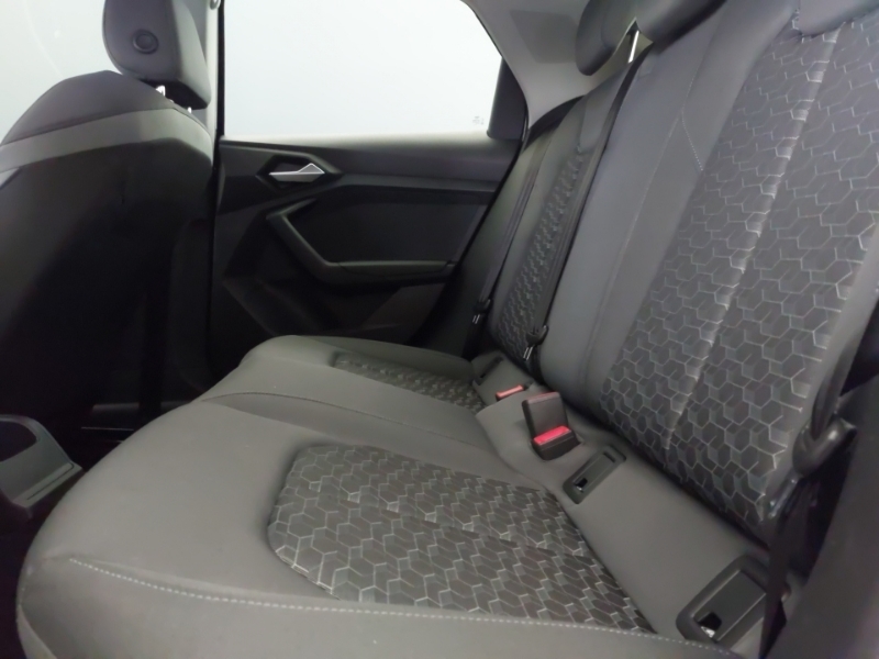 Audi A1 35 Tfsi Sport Black #6