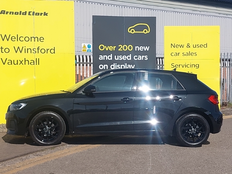 Audi A1 25 Tfsi Sport S Tronic HG73NCX Black #4