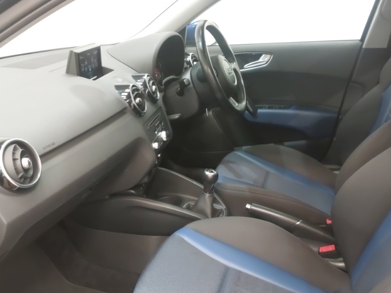 Audi A1 1.0 Tfsi Sport SA66XKW Blue #5