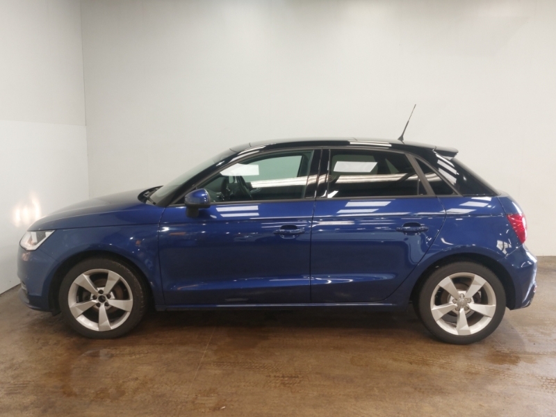Audi A1 1.0 Tfsi Sport SA66XKW Blue #4