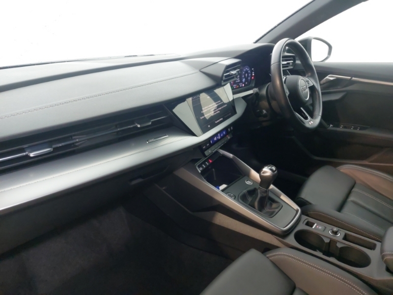 Audi A3 35 Tfsi S Line GV73FYY Black #5