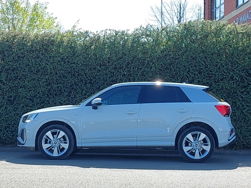 Audi Q2 35 Tfsi S Line S Tronic White #4
