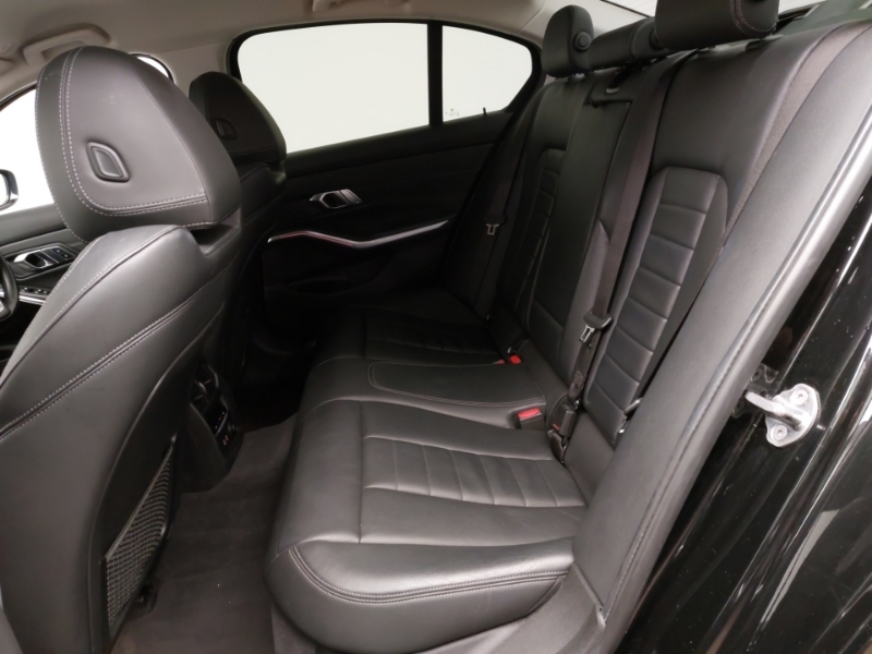 BMW 3 Series 320D Xdrive Sport Step YE19NSU Black #6