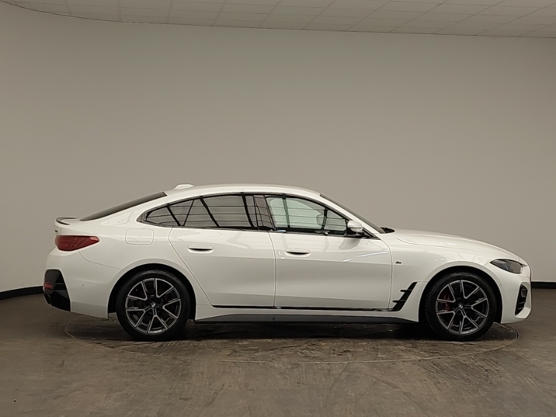 BMW 4 Series 420I M Sport Step SB75NSE White #3