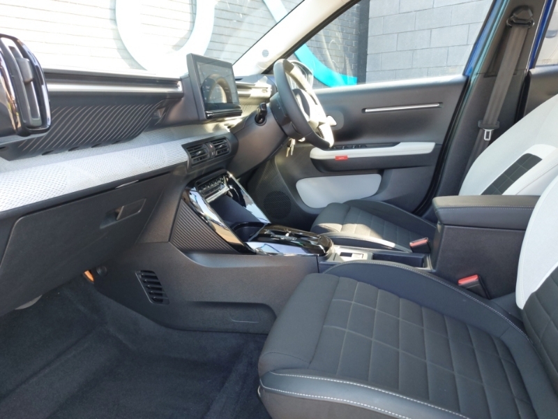 Citroen C3 83Kw Max 44Kwh EX25RUH Blue #5