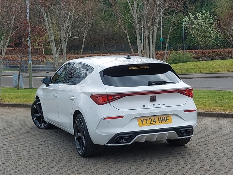Cupra Leon 1.5 Tsi V1 YT24HMF White #2