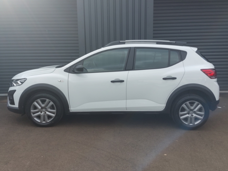 Dacia Sandero Stepway 1.0 Tce Essential SD22YLZ White #4