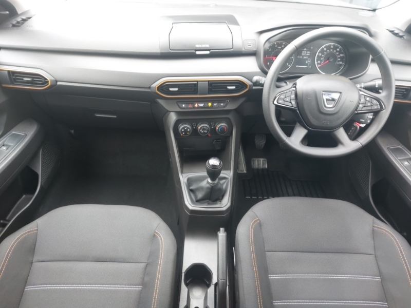 Dacia Sandero Stepway 1.0 Tce Essential SD22YLZ White #3